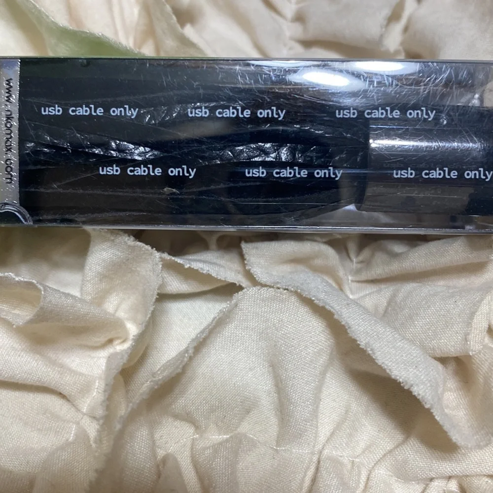 Purse Tassels Ring Data USB cable! Great and convenient item!Brand New Black